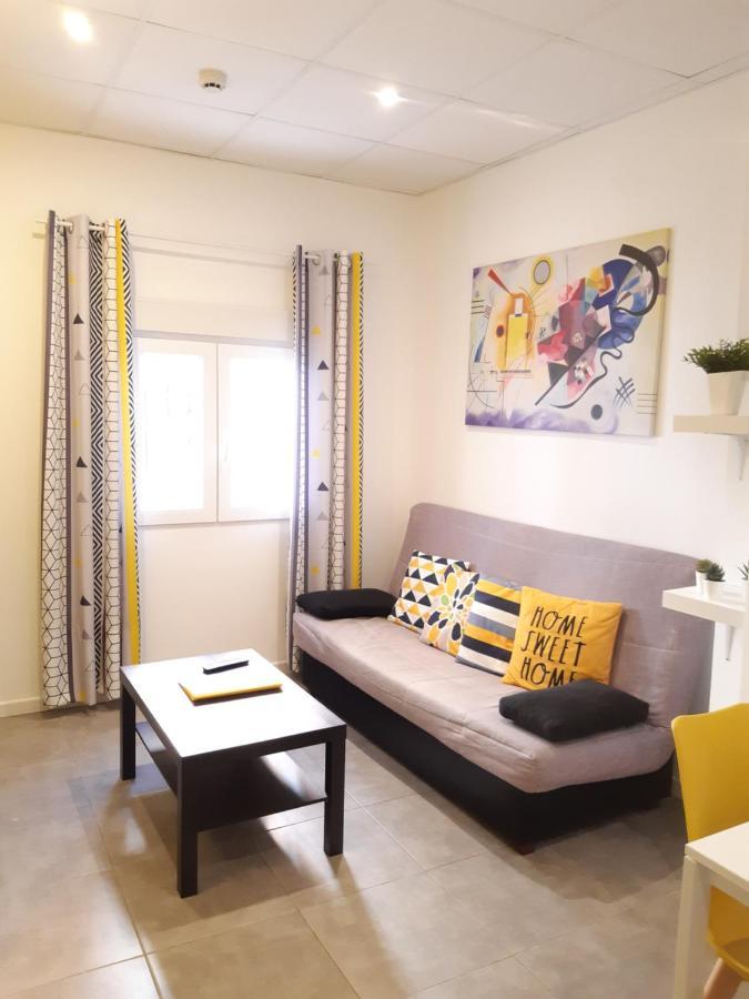 The Yellow Corner Apartment Alicante Exterior photo
